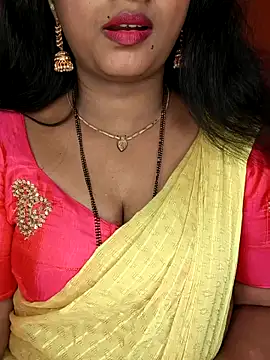 Snapshot of Rachu_love chatting on June 19, 5:23 am Rachu love online show from June 19, 5:23 am