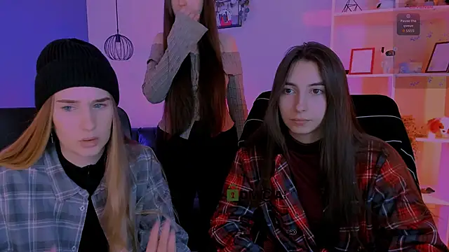 mila firee online show from April 22, 8:50 am