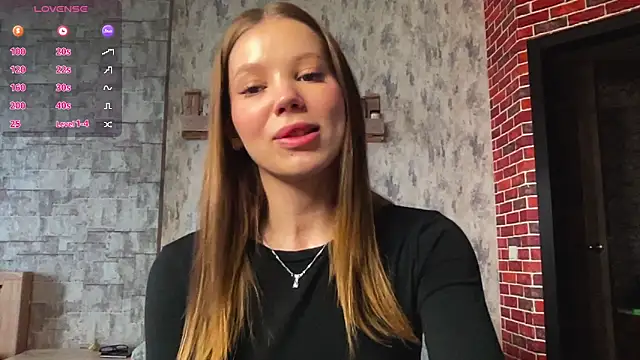Snapshot of Cara_Sweet1 chatting on April 21, 2:23 pm Cara Sweet1 online show from April 21, 2:23 pm