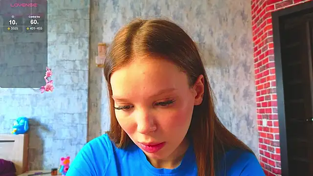 Snapshot of Cara_Sweet1 chatting on May 17, 2:02 pm Cara Sweet1 online show from May 17, 2:02 pm
