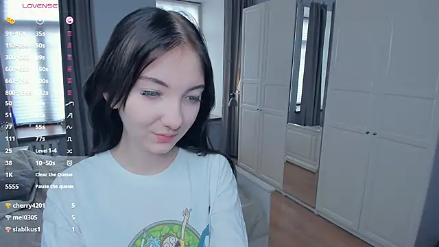 Snapshot of JanettVeld chatting on December 14, 9:03 am JanettVeld online show from December 14, 9:03 am