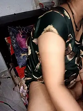 Desi bhabhi299 online show from April 19, 5:45 pm