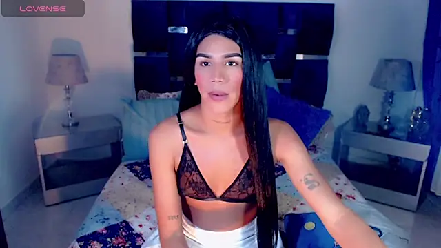 Snapshot of danielaacostats chatting on December 13, 10:15 pm danielaacostats online show from December 13, 10:15 pm