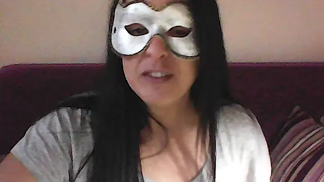 Snapshot of LorenaBrat chatting on December 20, 4:36 pm LorenaBrat online show from December 20, 4:36 pm