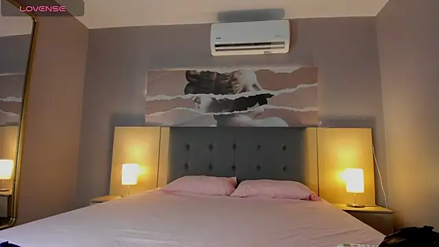 EVANGELIINE 21 online show from February 12, 6:47 pm