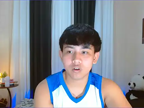 Snapshot of dylan_hardfucker chatting on July 28, 7:15 pm dylan hardfucker online show from July 28, 7:15 pm