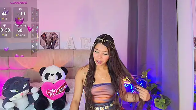 Snapshot of Ana_herrera chatting on June 18, 11:25 am Ana herrera online show from June 18, 11:25 am