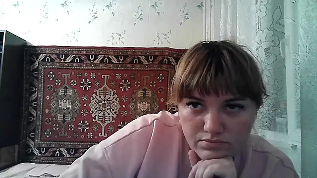 swett girll online show from April 18, 6:01 pm