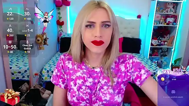 Snapshot of golden_girl01 chatting on December 21, 10:19 pm golden girl01 online show from December 21, 10:19 pm