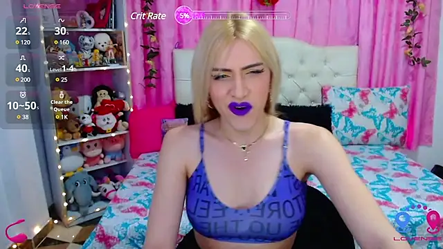 Snapshot of golden_girl01 chatting on February 5, 6:37 pm golden girl01 online show from February 5, 6:37 pm