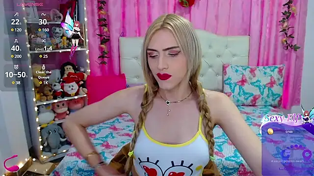 Snapshot of golden_girl01 chatting on February 9, 9:06 pm golden girl01 online show from February 9, 9:06 pm