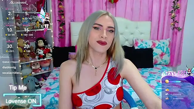 Snapshot of golden_girl01 chatting on March 4, 9:11 pm golden girl01 online show from March 4, 9:11 pm