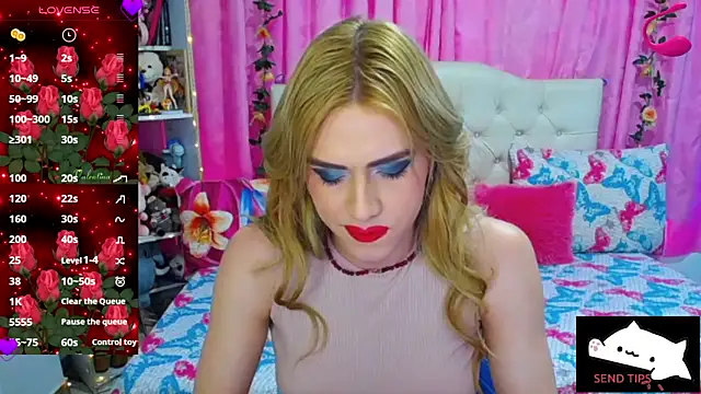 Snapshot of golden_girl01 chatting on October 15, 7:47 pm golden girl01 online show from October 15, 7:47 pm