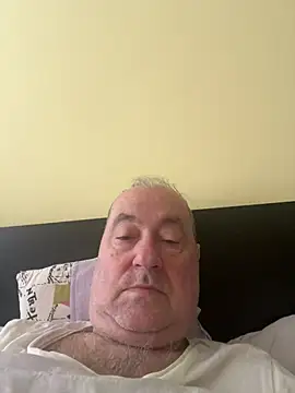 csikar online show from April 4, 6:55 am