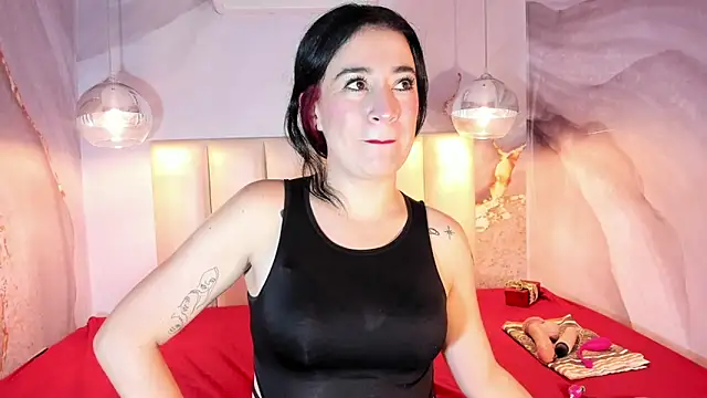 Victoria01  online show from April 23, 11:18 pm