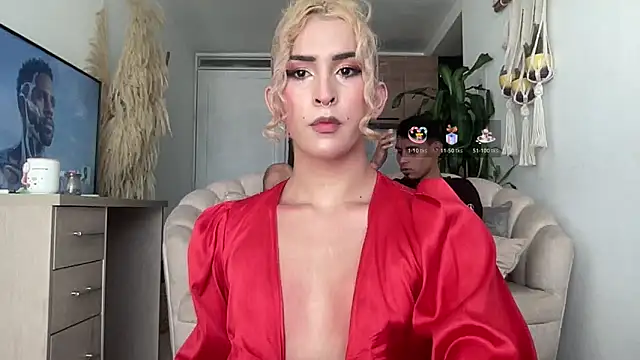 Snapshot of isa_fox_23 chatting on June 23, 1:20 pm isa fox 23 online show from June 23, 1:20 pm