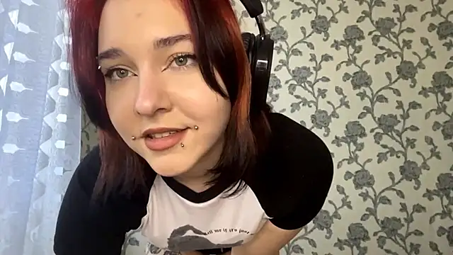 EmilyVeiro online show from February 16, 4:08 am