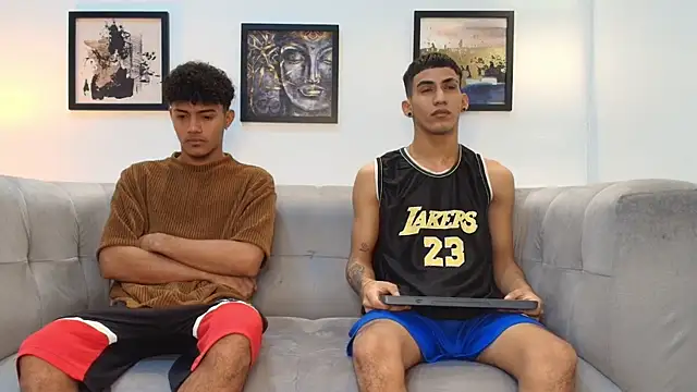 Snapshot of DIAMOND_BLACKS chatting on January 12, 7:24 am DIAMOND BLACKS online show from January 12, 7:24 am