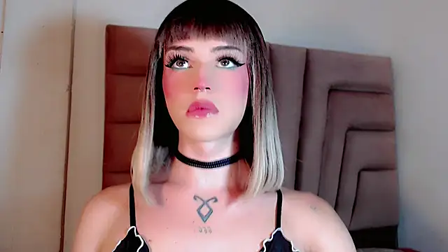 gabymolits online show from January 16, 6:45 pm