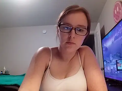 redremmi online show from February 2, 10:19 pm