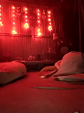 Snapshot of Nhanyuki chatting on December 18, 6:25 pm Nhanyuki online show from December 18, 6:25 pm