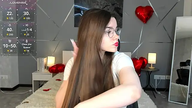 miss  evelyne online show from February 16, 1:02 am