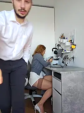 Lovebackground online show from January 5, 9:37 am