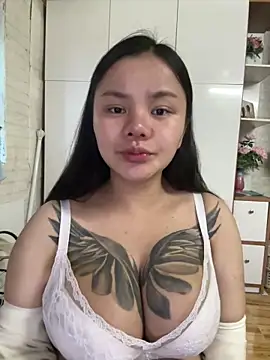 leo-kitty online show from April 22, 7:44 am