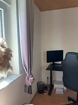 ScarletVixenLive online show from April 23, 12:29 pm