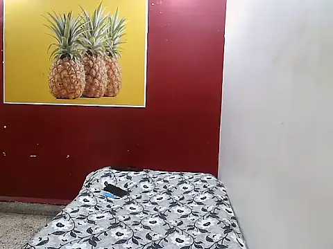 Lovelycouple25 online show from March 29, 5:40 am