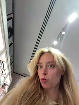 SunnyShiney online show from April 3, 2:04 pm