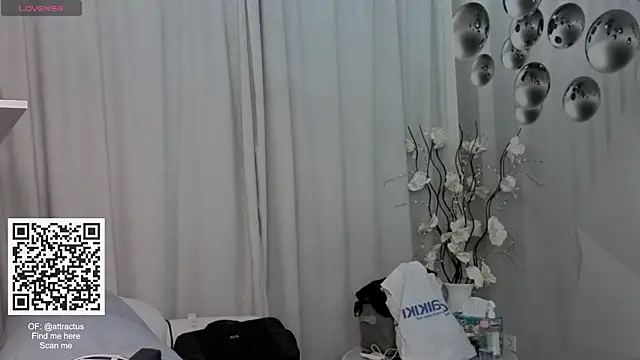 Snapshot of TinaAngel chatting on June 26, 8:46 pm TinaAngel online show from June 26, 8:46 pm