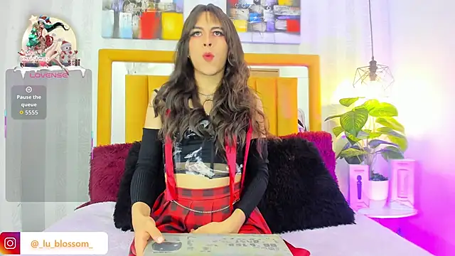 Milow Russo  online show from December 15, 7:07 pm