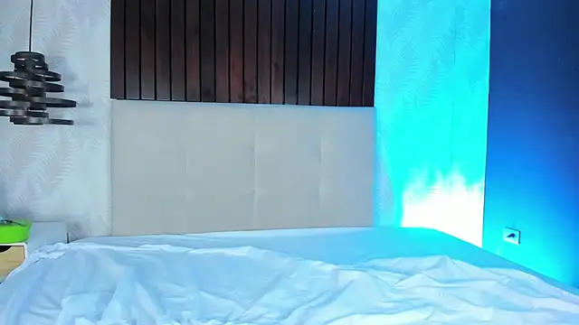 Neill Lorde online show from February 13, 8:16 pm