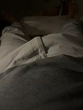 Snapshot of Night_outcam chatting on February 26, 10:09 pm Night outcam online show from February 26, 10:09 pm