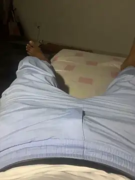 Snapshot of Night_outcam chatting on March 15, 11:11 pm Night outcam online show from March 15, 11:11 pm