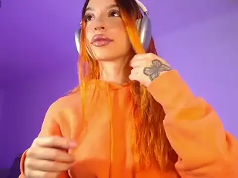 alina lee online show from January 10, 2:02 am