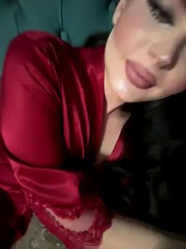 Snapshot of GoldFlow8888 chatting on December 19, 6:37 pm GoldFlow8888 online show from December 19, 6:37 pm