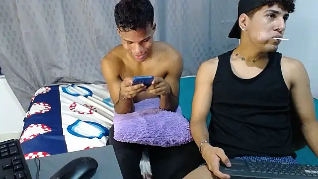 black men9 online show from April 7, 11:15 pm