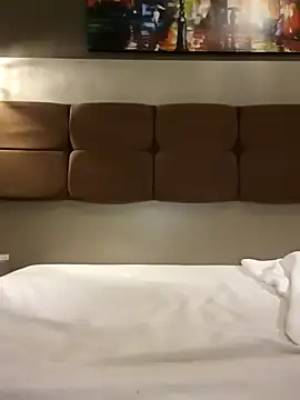 Atwsliiikizilll online show from December 15, 9:19 pm