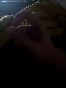 Snapshot of samu2469 chatting on December 15, 1:32 am samu2469 online show from December 15, 1:32 am