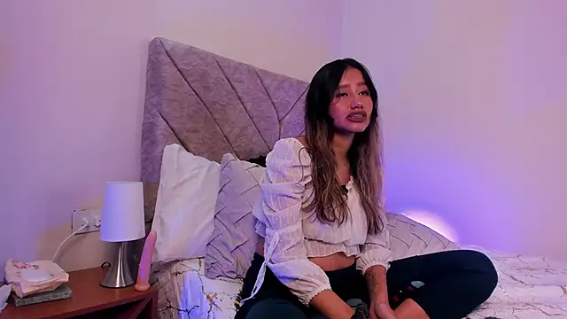 Annalia69 online show from January 16, 3:27 pm