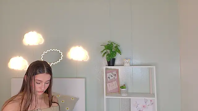 Miia Anderson online show from February 5, 8:57 pm