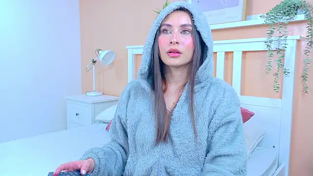 Miia Anderson online show from April 19, 12:37 pm