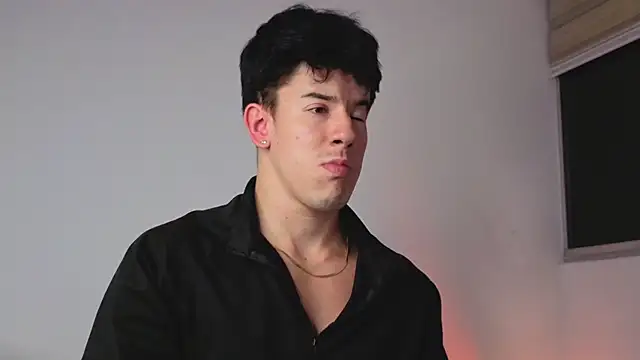 maxxcooper1 online show from January 10, 4:03 am