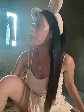 lux-su online show from May 25, 3:45 am