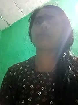 Snapshot of Arti_hot44A chatting on December 14, 3:39 pm Arti hot44A online show from December 14, 3:39 pm