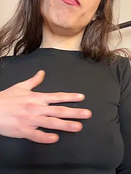 YourSlutQueen online show from March 6, 9:50 am