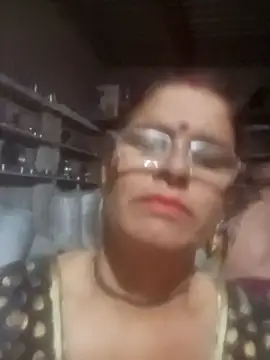 Snapshot of Pinki_rajak chatting on May 3, 11:22 pm Pinki rajak online show from May 3, 11:22 pm
