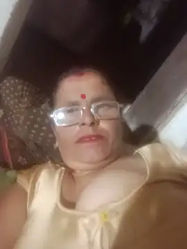Snapshot of Pinki_rajak chatting on May 31, 6:04 pm Pinki rajak online show from May 31, 6:04 pm